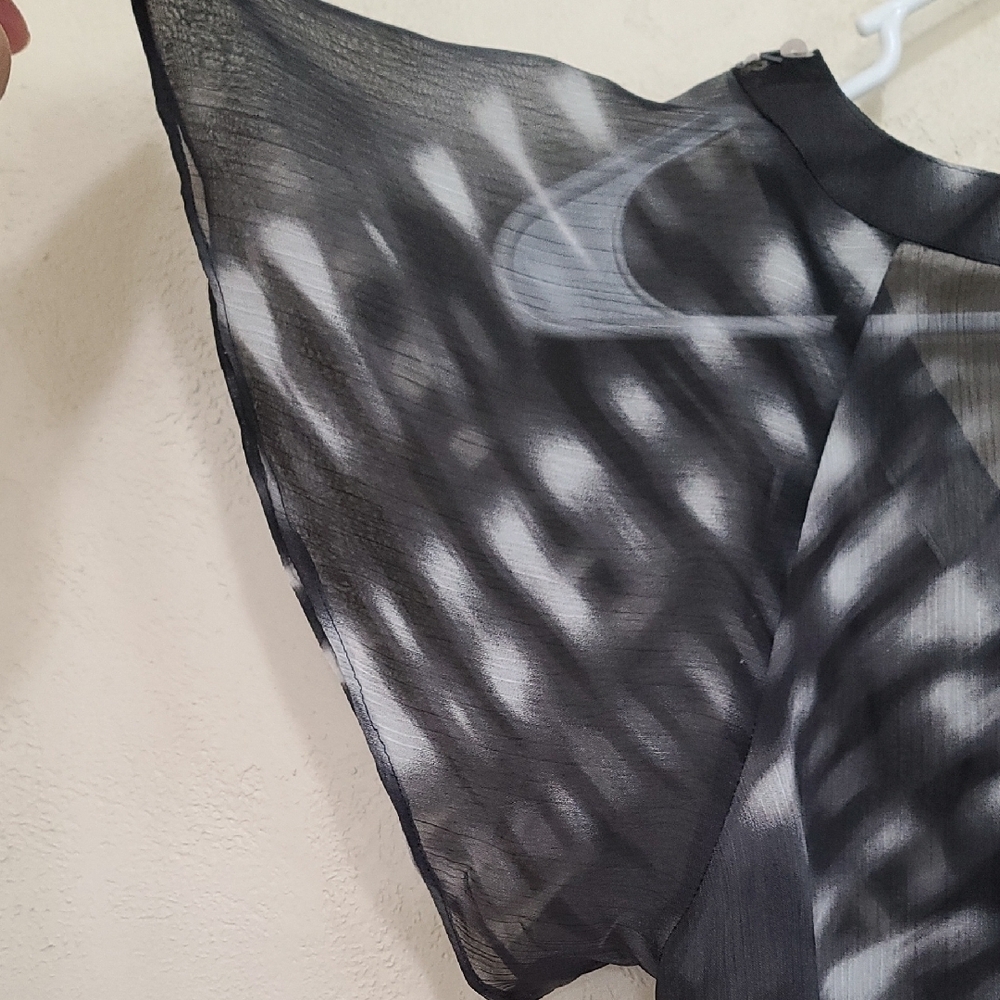 Express Black and White Asymmetrical Embellished Blouse - Picture 5 of 5